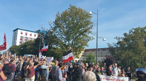 Nachgefragt: Fremdenfeindliche und neonazistische Aktivitäten in Brandenburg im 3. Quartal 2017